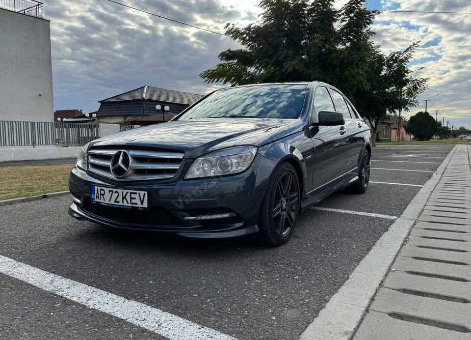 Mercedes-Benz C