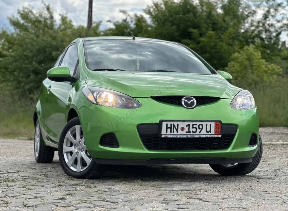 Mazda 2