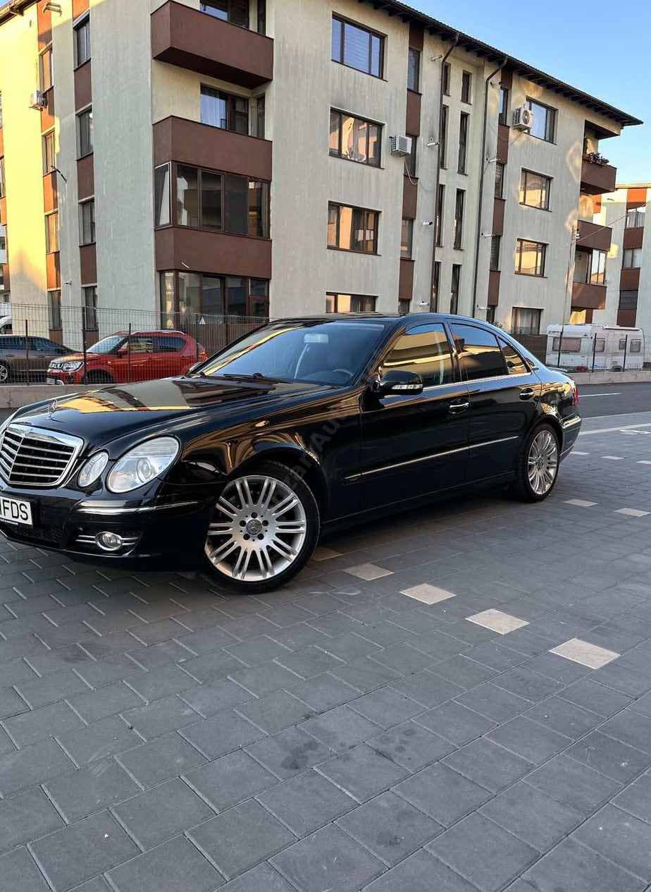Mercedes-Benz E
