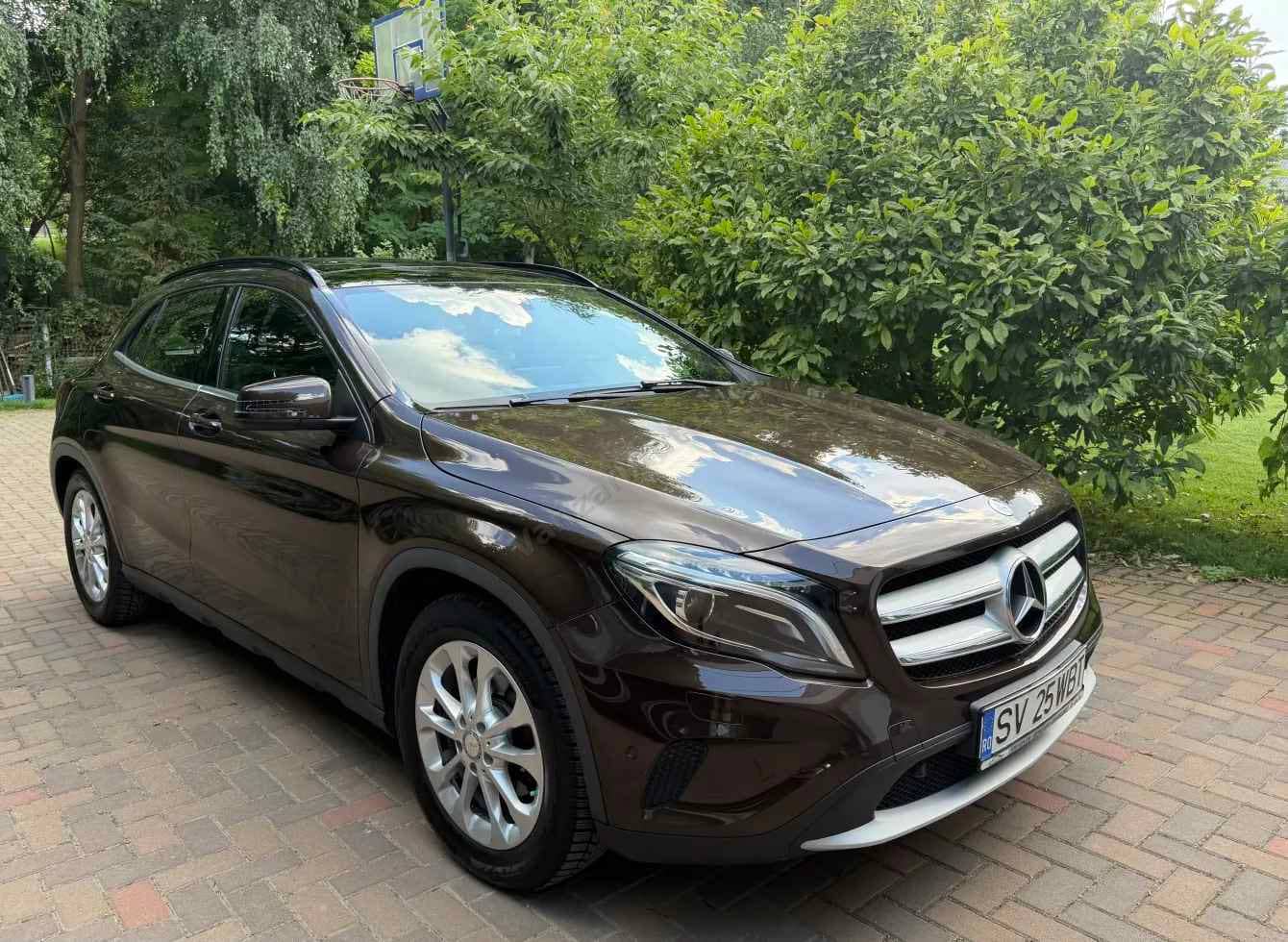 Mercedes-Benz G