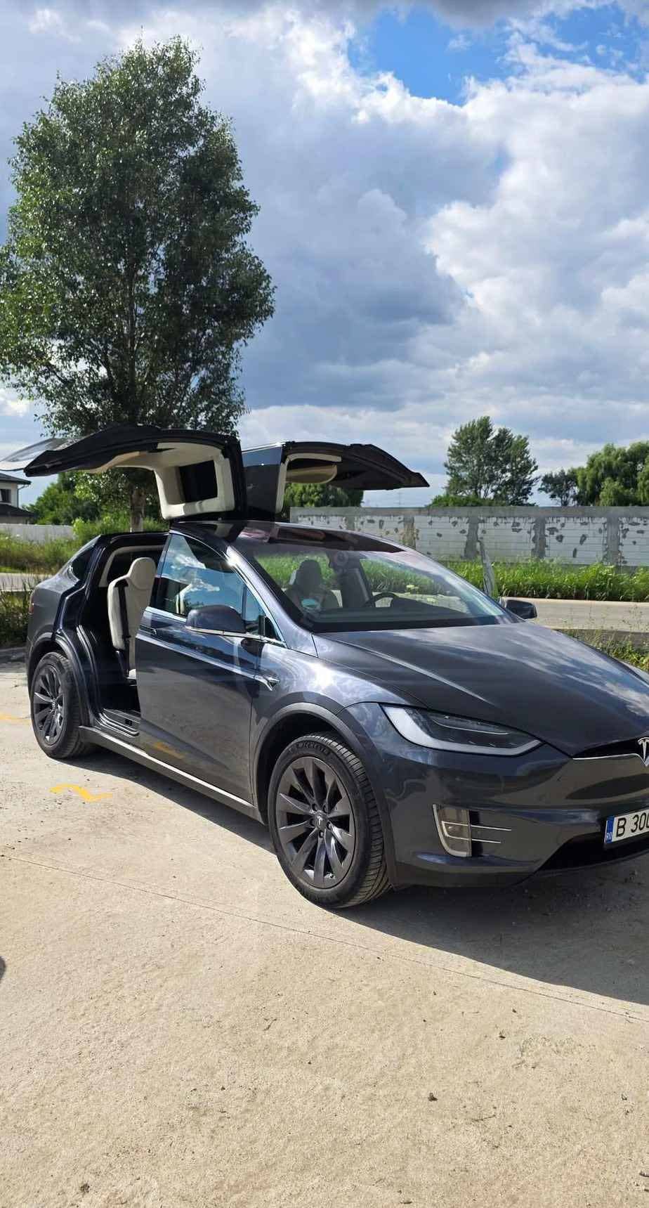 Tesla Model X