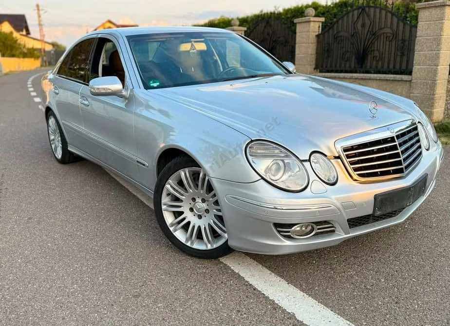 Mercedes-Benz E