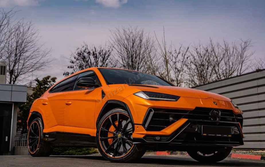 Lamborghini URUS