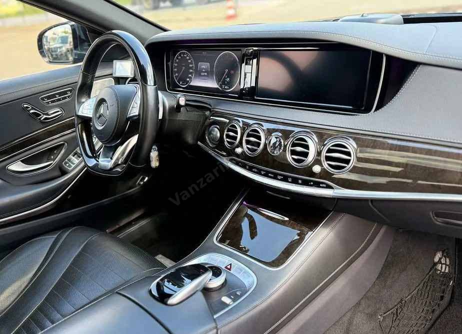 Mercedes-Benz S