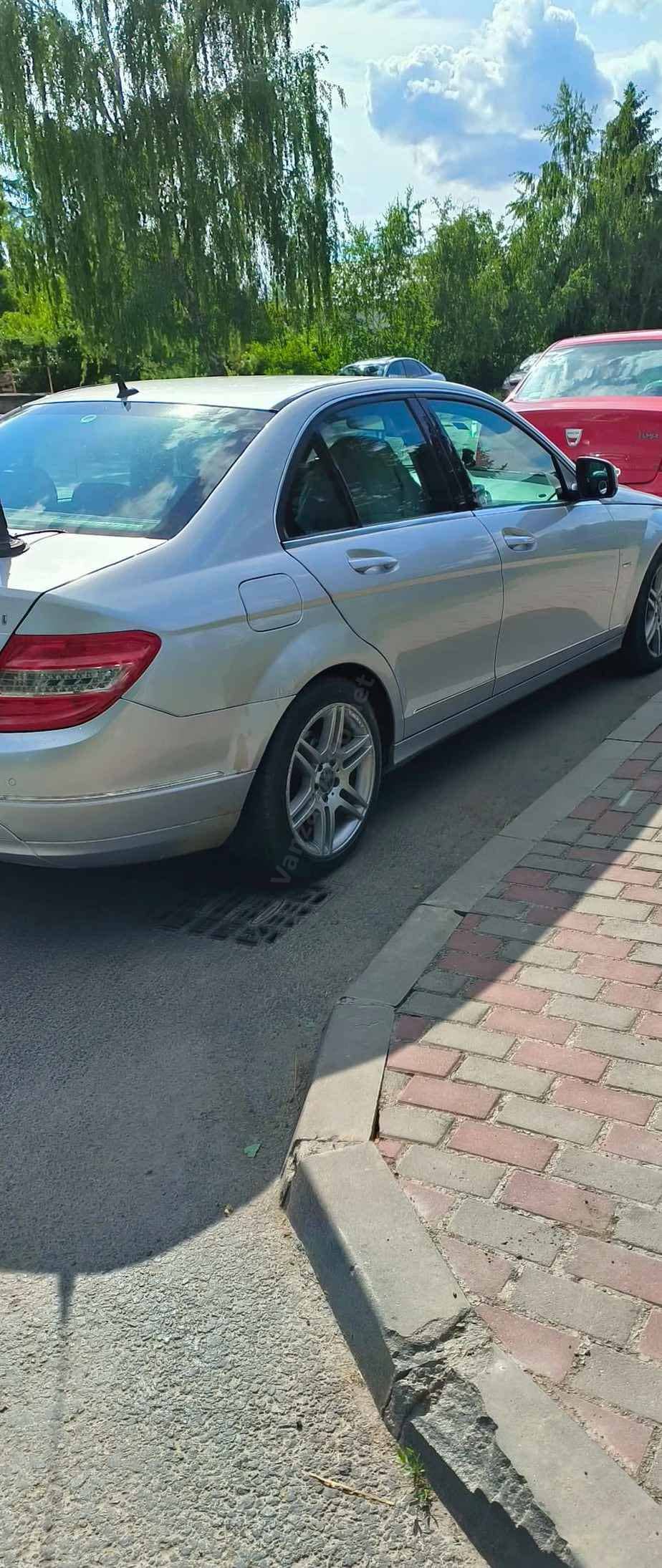 Mercedes-Benz C