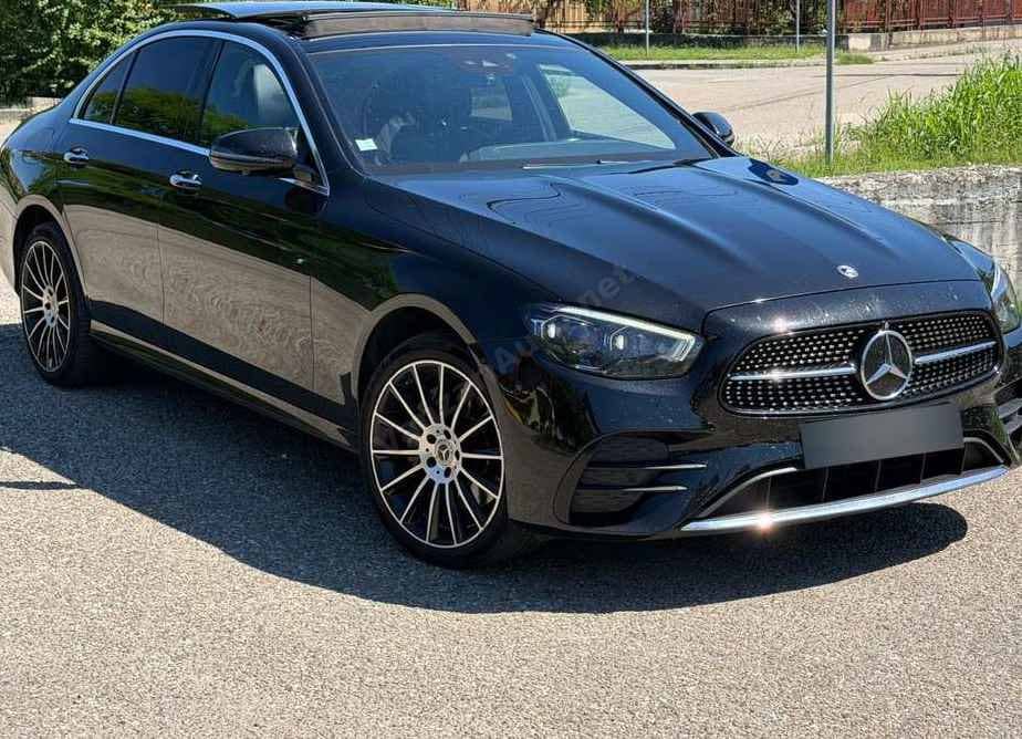 Mercedes-Benz E
