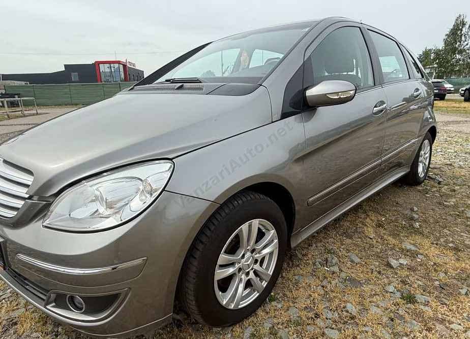 Mercedes-Benz B