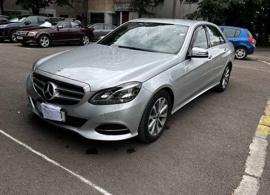 Mercedes-Benz E