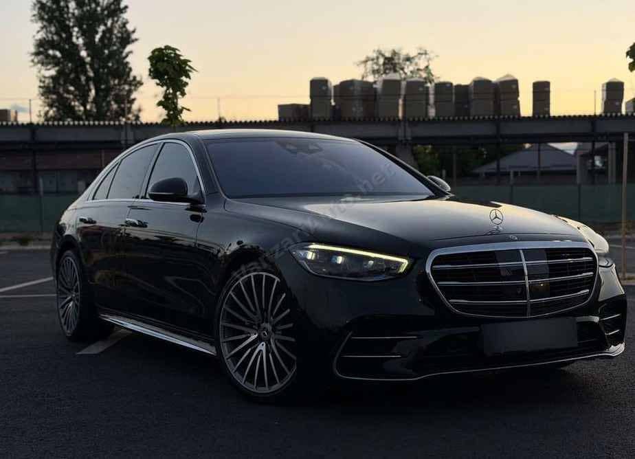 Mercedes-Benz S