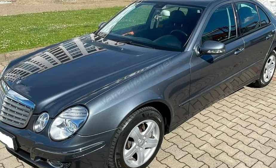 Mercedes-Benz E