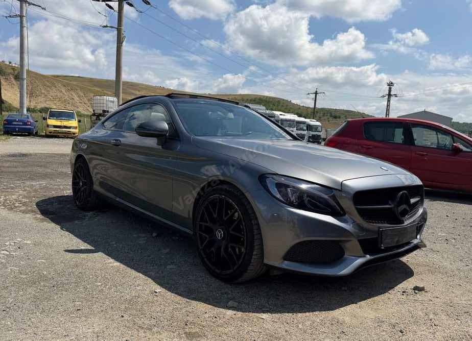 Mercedes-Benz C