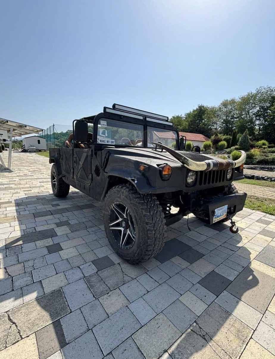 Hummer H1