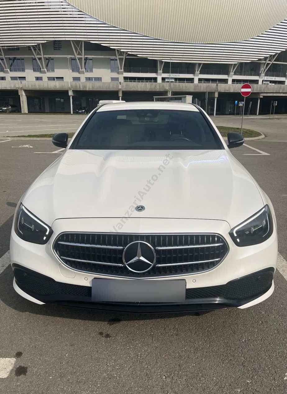 Mercedes-Benz E