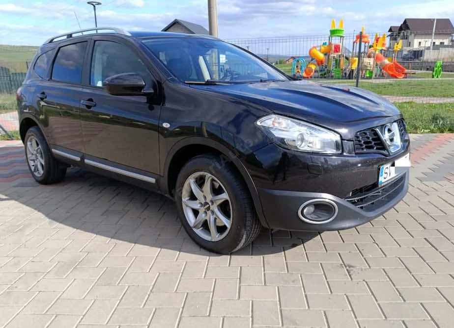 Nissan Qashqai+2