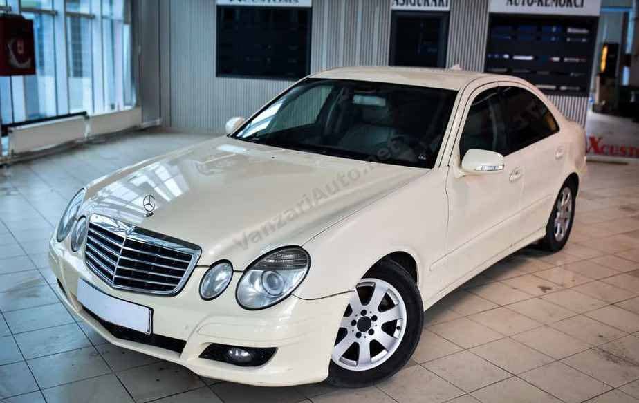 Mercedes-Benz E