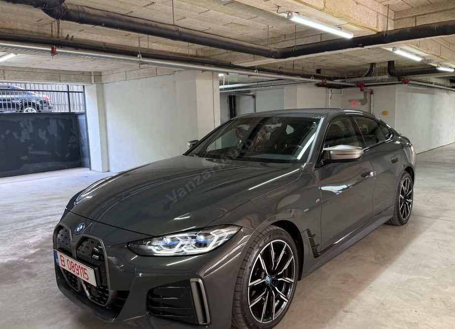 BMW i4