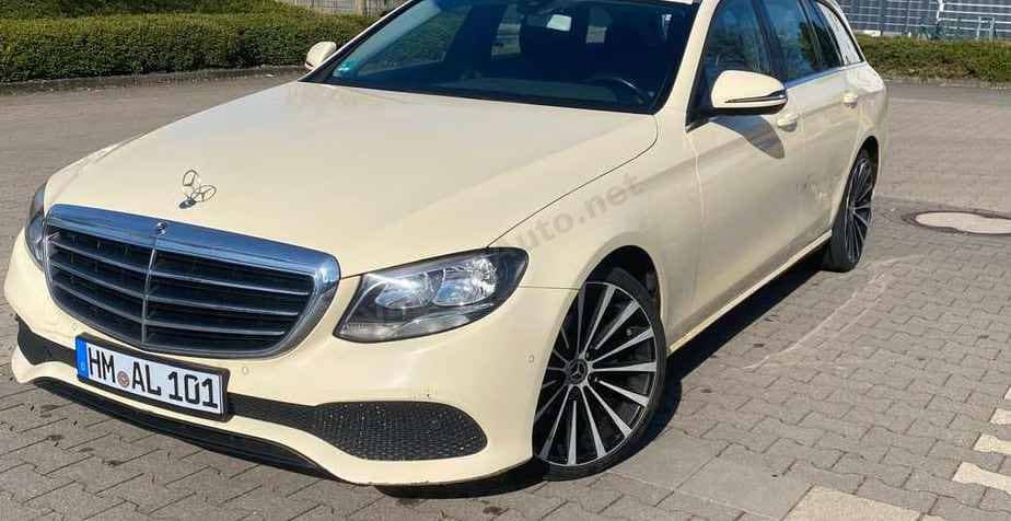 Mercedes-Benz E