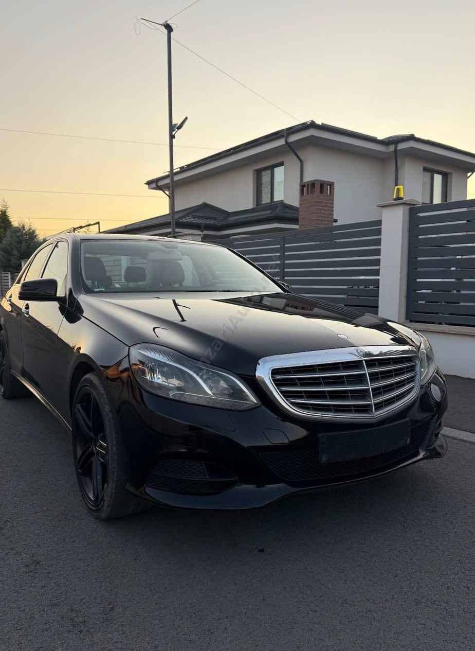 Mercedes-Benz E