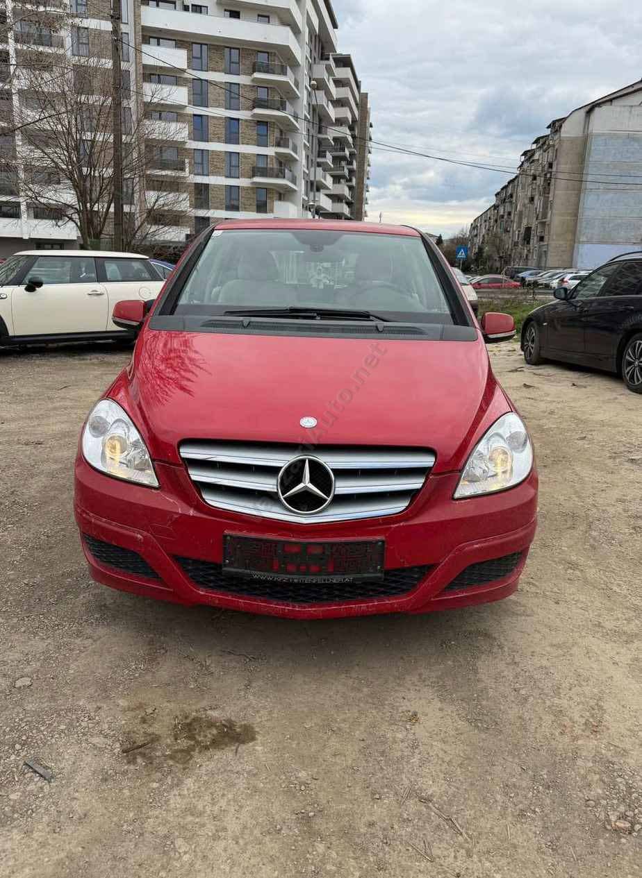 Mercedes-Benz B