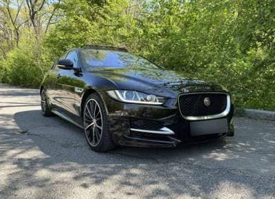 Jaguar XE