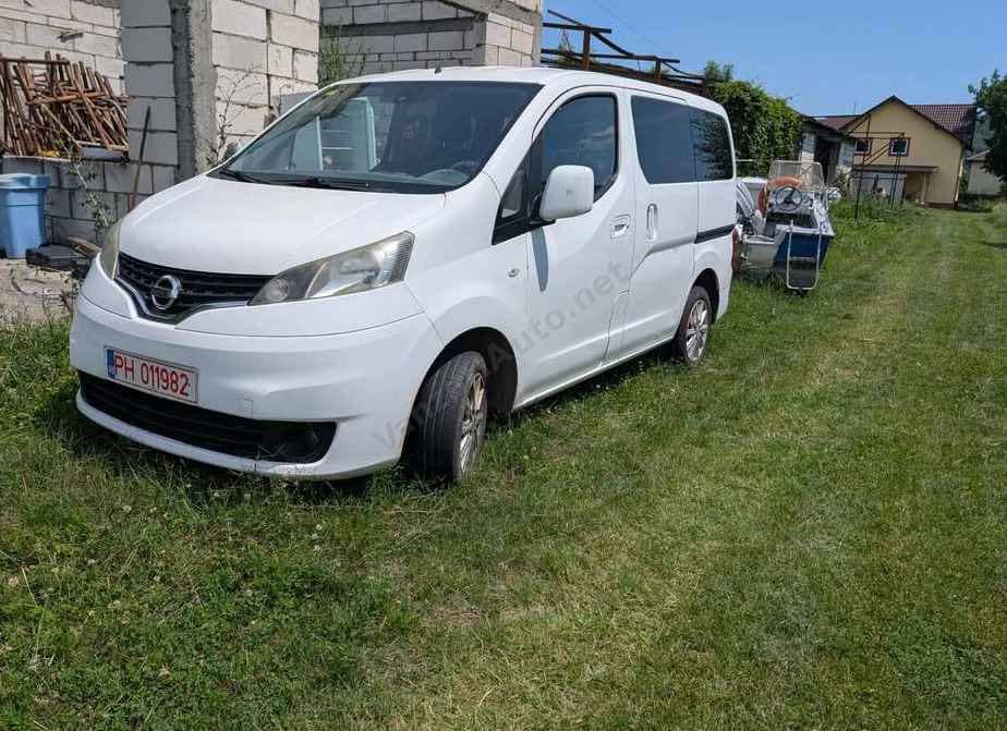 Nissan NV200