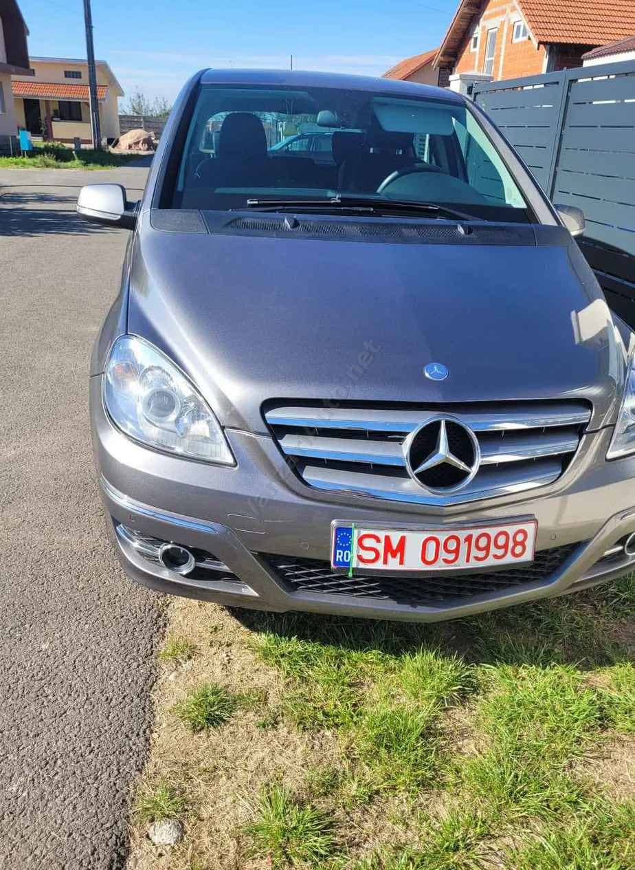 Mercedes-Benz B