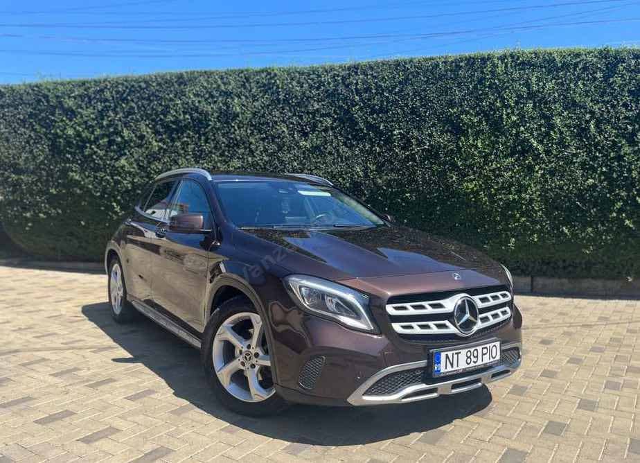 Mercedes-Benz GLA