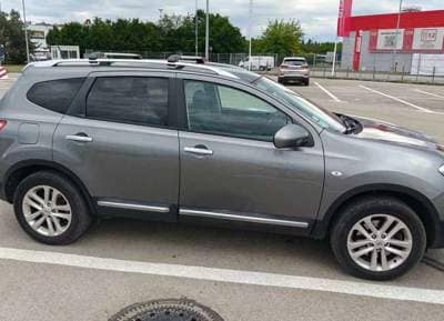 Nissan Qashqai+2
