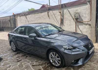 Lexus Seria IS