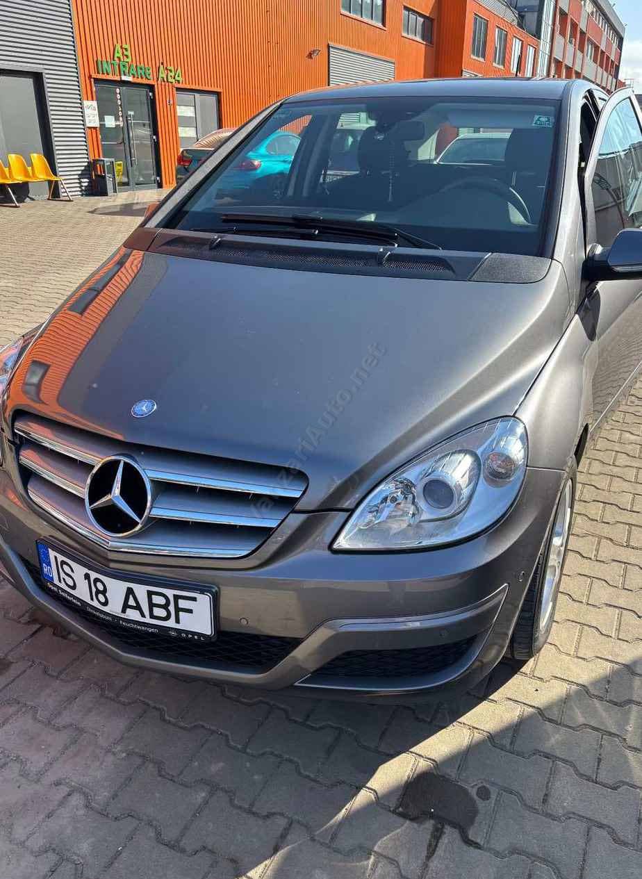 Mercedes-Benz B
