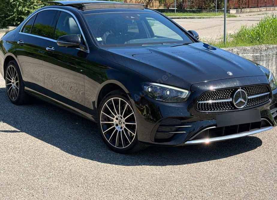 Mercedes-Benz E
