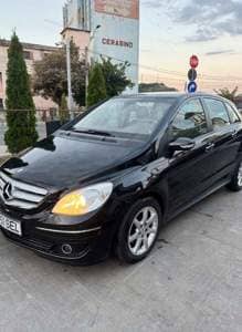 Mercedes-Benz B