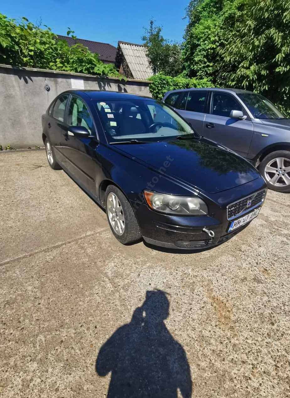 Volvo S40