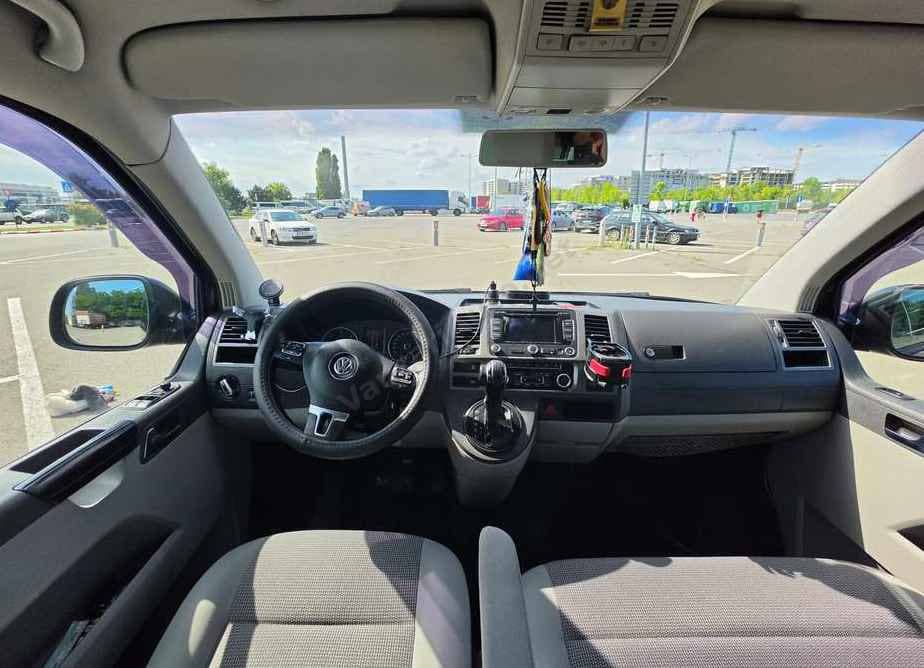 Volkswagen Caravelle