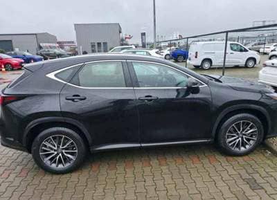 Lexus Seria NX