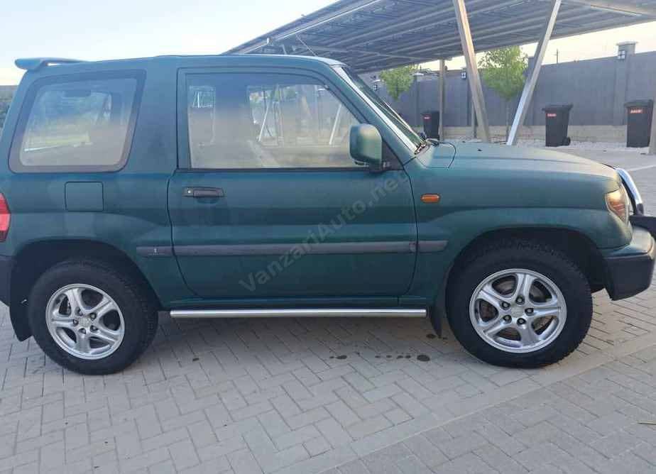 Mitsubishi Pajero Pinin