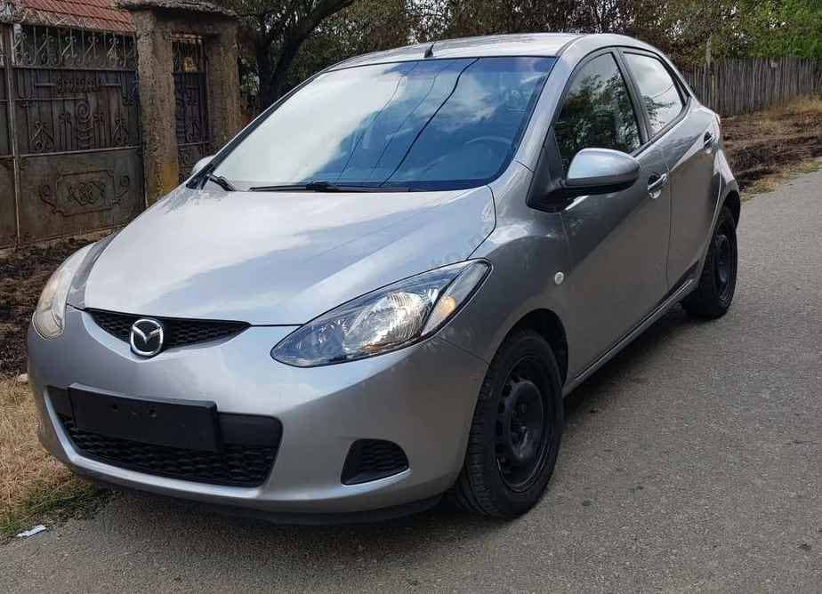 Mazda 2