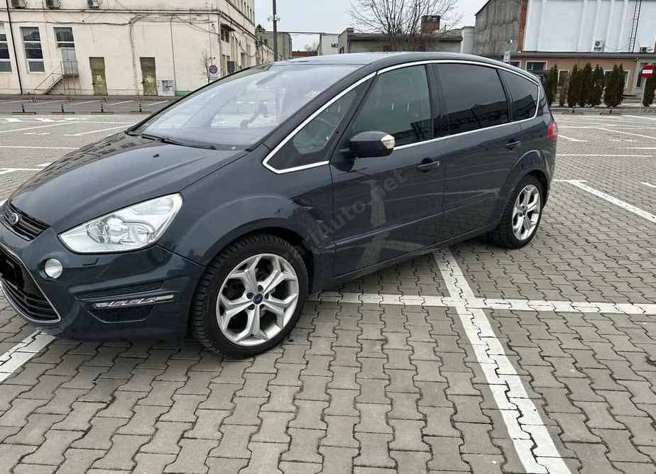 Ford S-Max