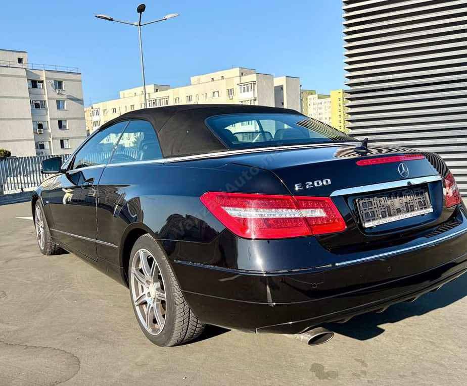 Mercedes-Benz E