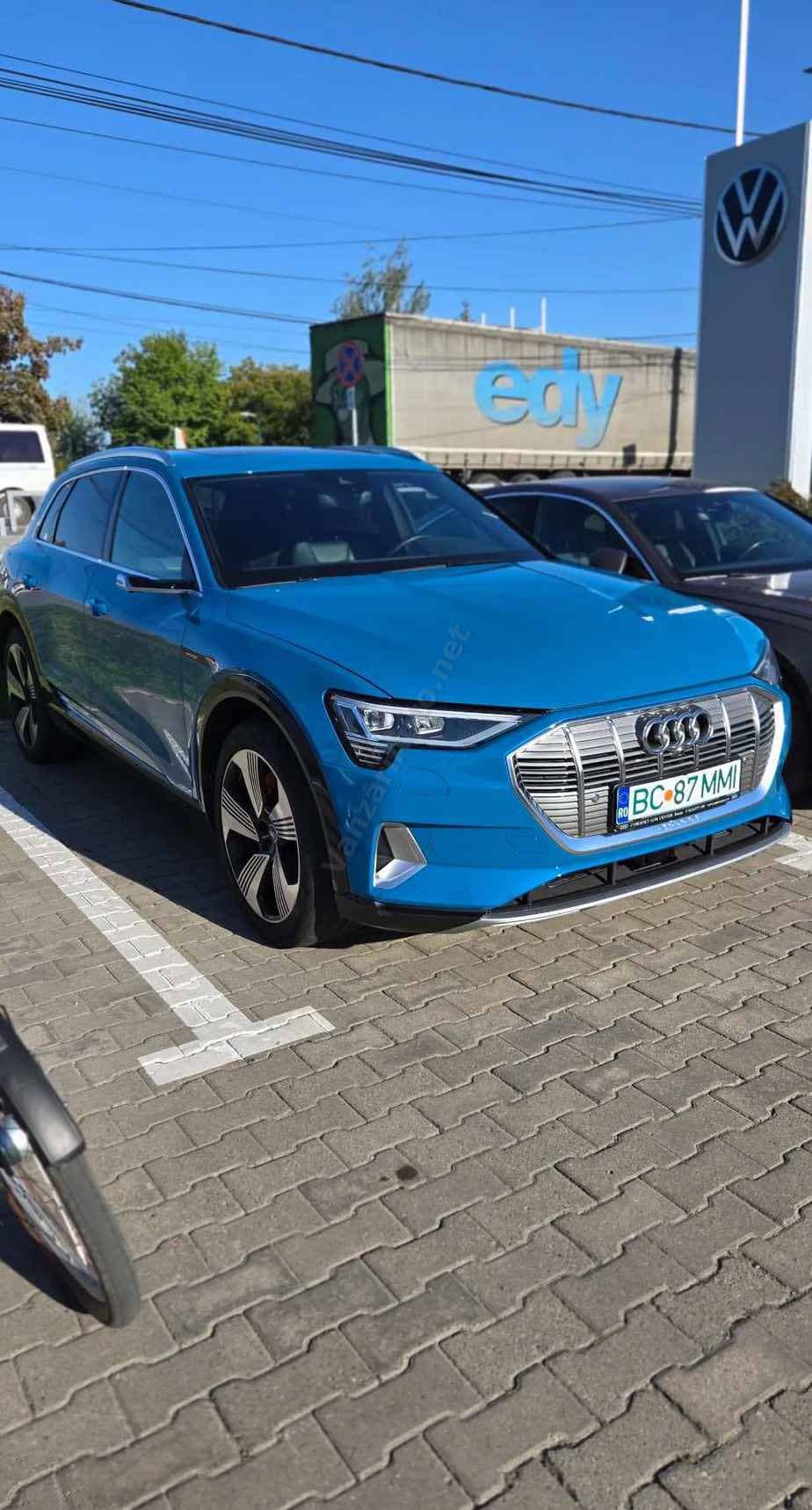 Audi e-tron