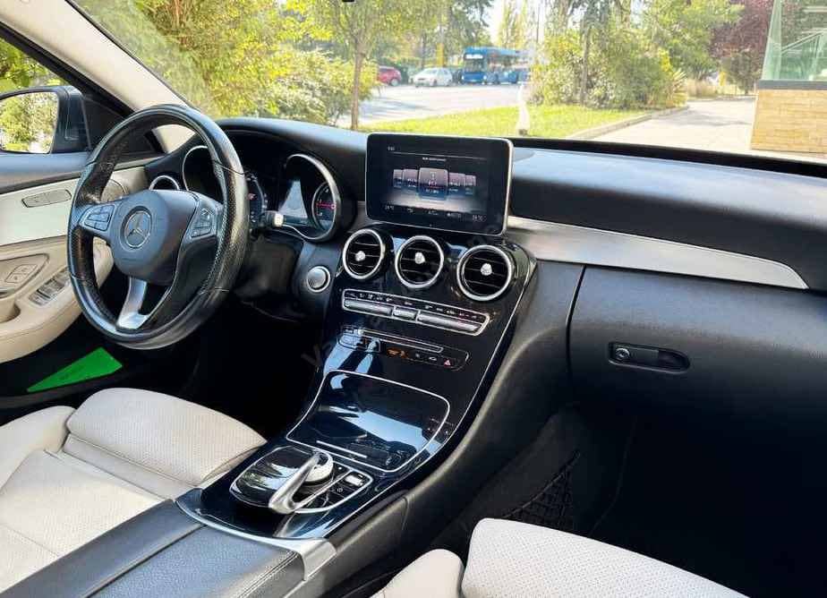 Mercedes-Benz C