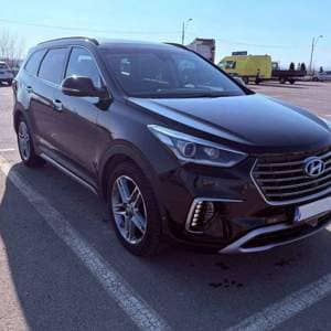 Hyundai Grand Santa Fe