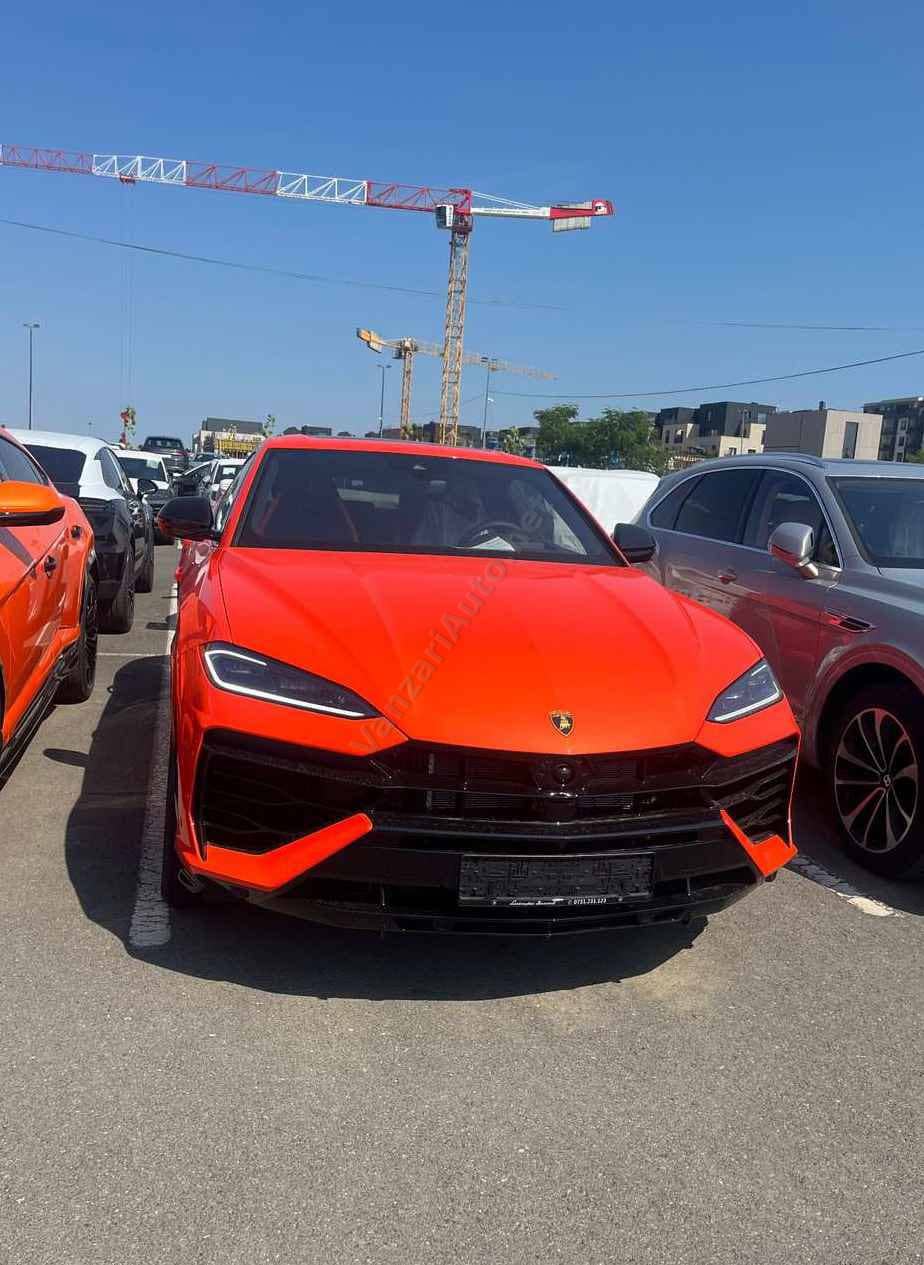 Lamborghini URUS