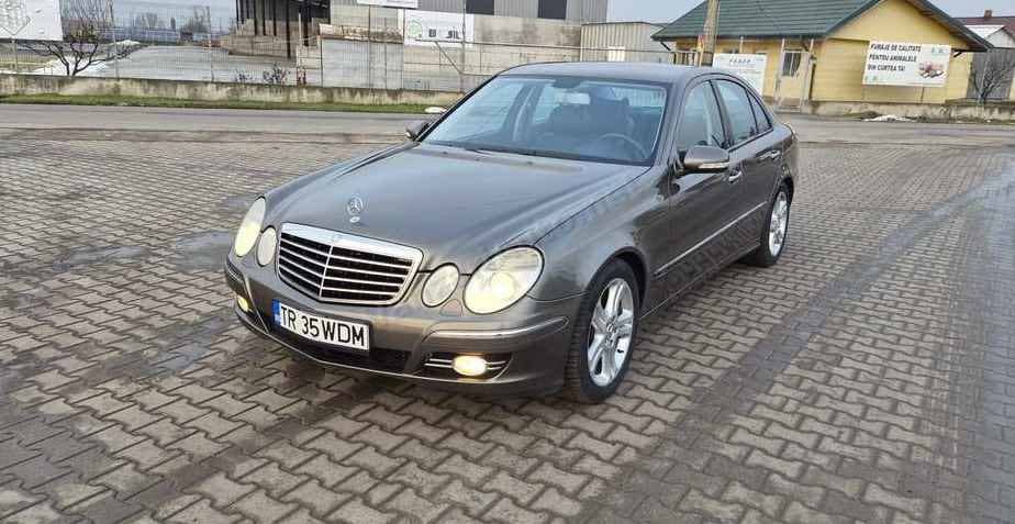 Mercedes-Benz E