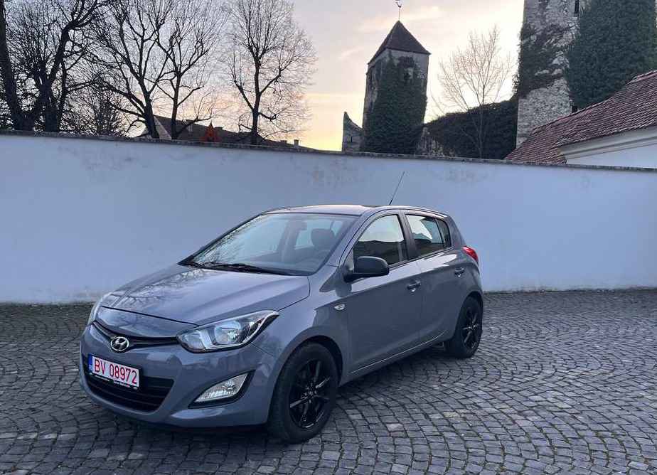Hyundai i20
