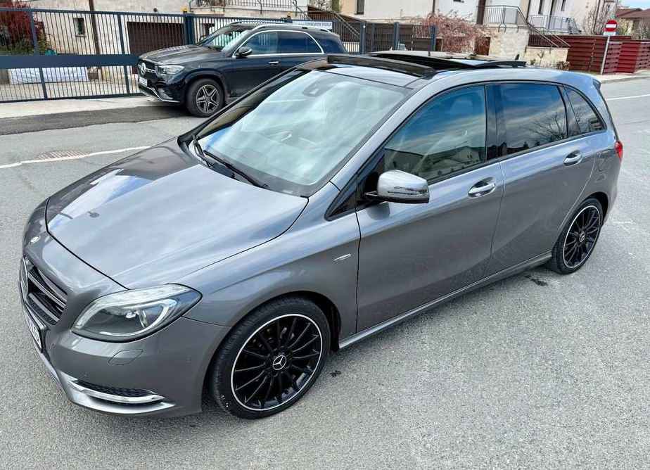 Mercedes-Benz B