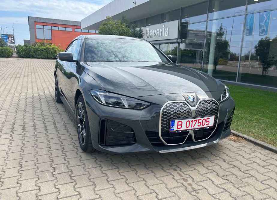 BMW i4