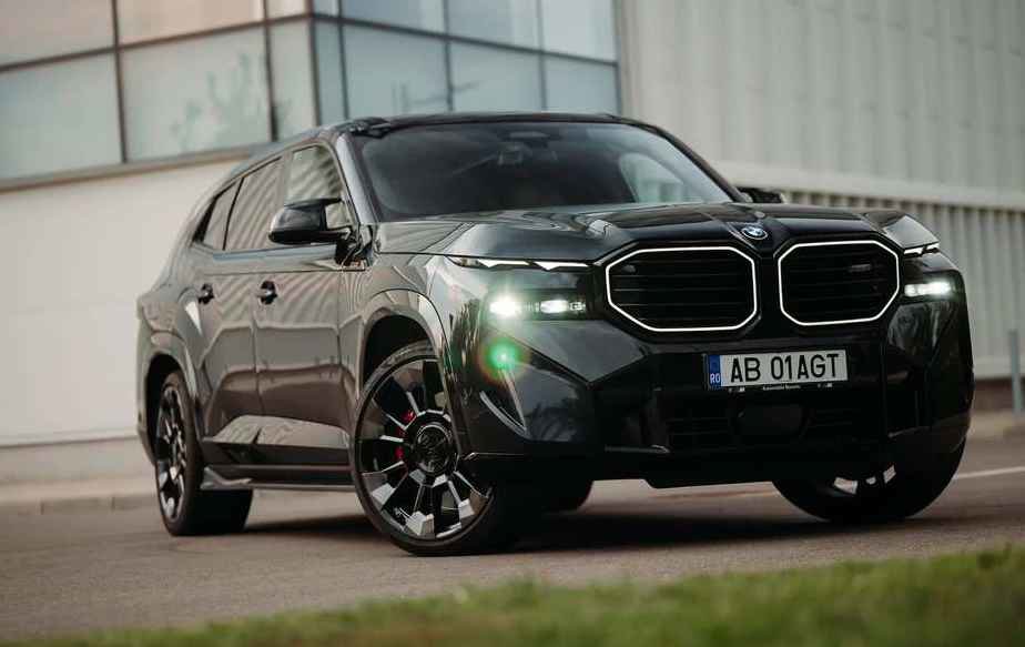 BMW XM