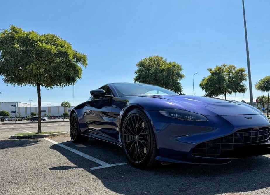 Aston Martin V8 Vantage