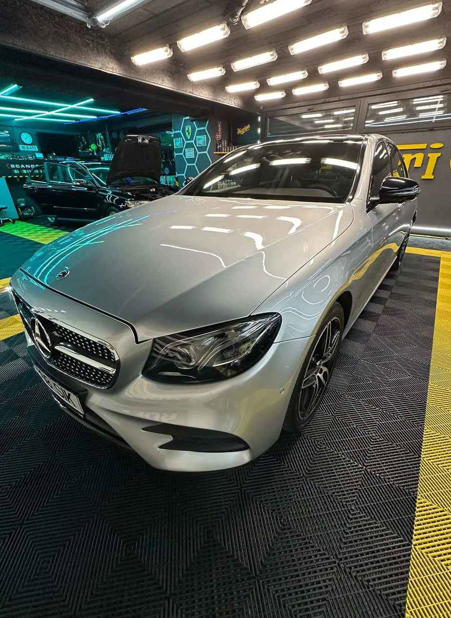 Mercedes-Benz E